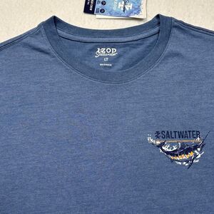 Izod Men's Blue and Navy T-shirt